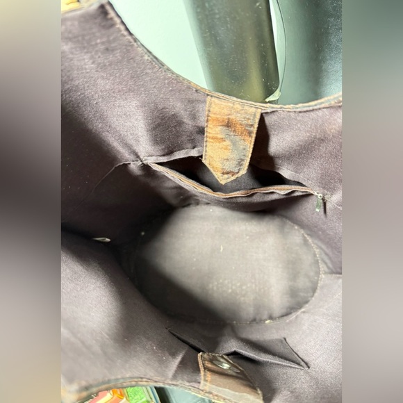 Elegant Brown Woven Tote Bag - Picture 8 of 8